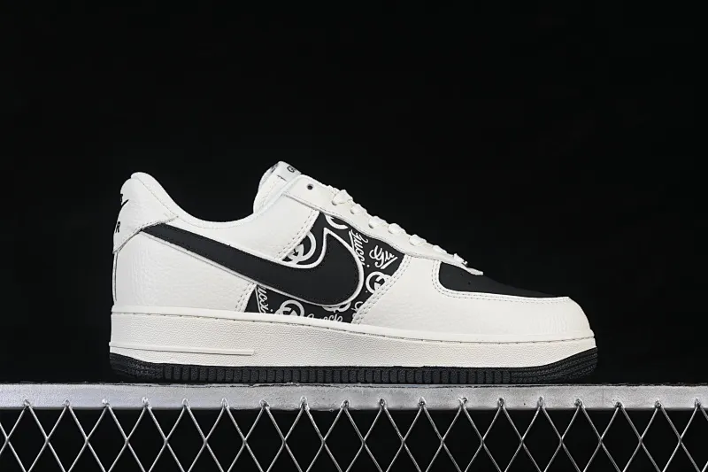 All Categories Nk Air Force 1 Air Force Series Nk Air Force 1 Low Air Force Low Nike Air Force 1'07 Low Joint Beige and Black Intertwined Air Force One Low Casual Sneakers XY9025-016